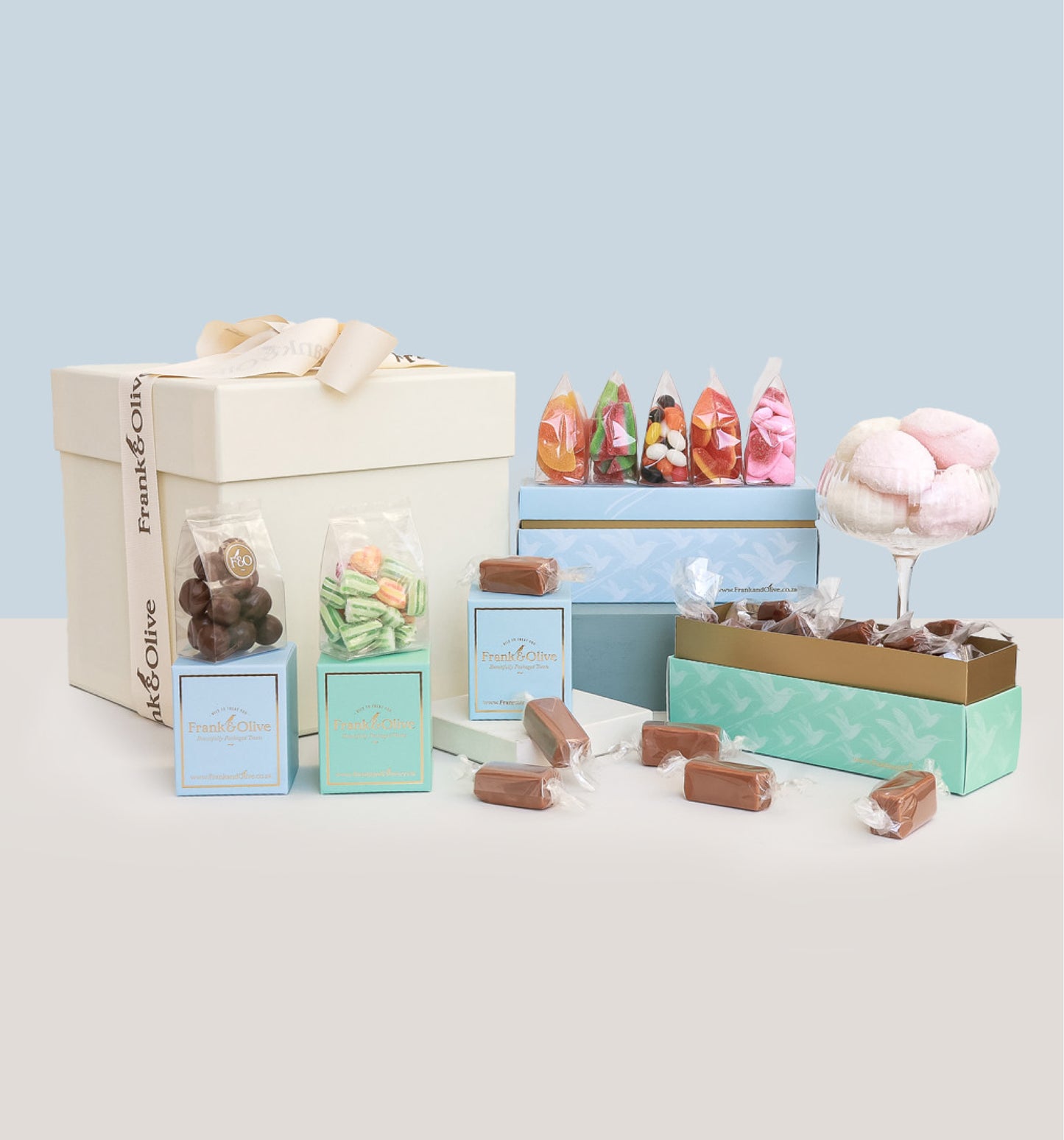 SUMMERTIME SWEETNESS: Mint & Blue Deluxe Box