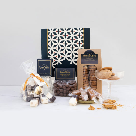 THE NOSTALGIC SWEET: Luxury Box with Sleeve