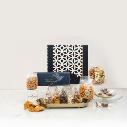 ULTIMATE SNACK: Luxury Box with Sleeve